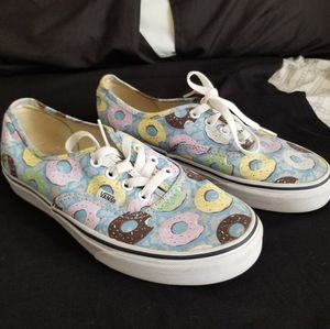 Donut Van's size 6y